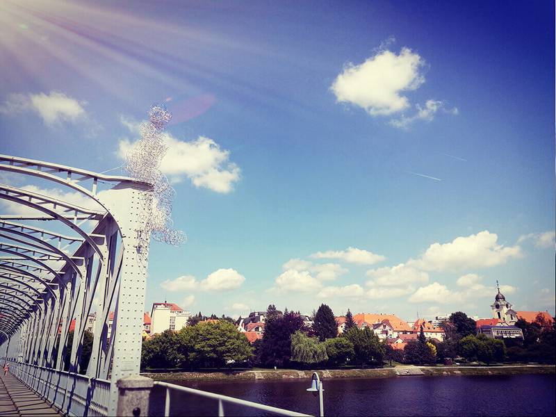Invisible Man sculpture by Jakub Flejšar — view 1