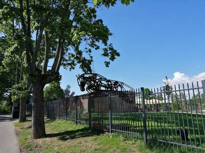 Horses sculpture by Jakub Flejšar — view 2