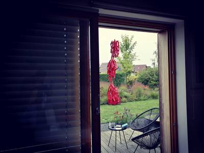 3 Heads sculpture by Jakub Flejšar — view 2