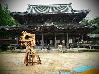 Heads sculpture by Jakub Flejšar — view 9