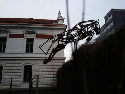 Horses sculpture by Jakub Flejšar — view 3