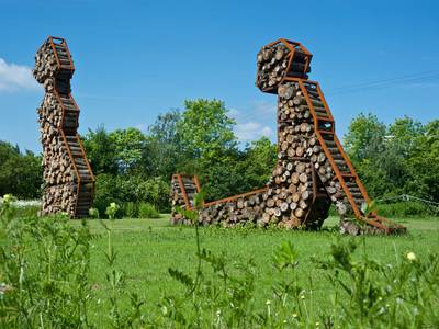 Figure and Half Figure sculpture by Jakub Flejšar — view 7